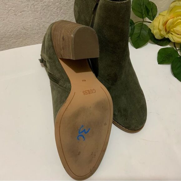 Guess Hardy Green Suede Ankle Booties - Picture 5 of 11